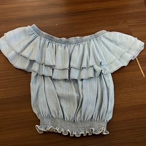 BELLA DAHL DENIM STYLE OFF THE SHOULDER SHIRT